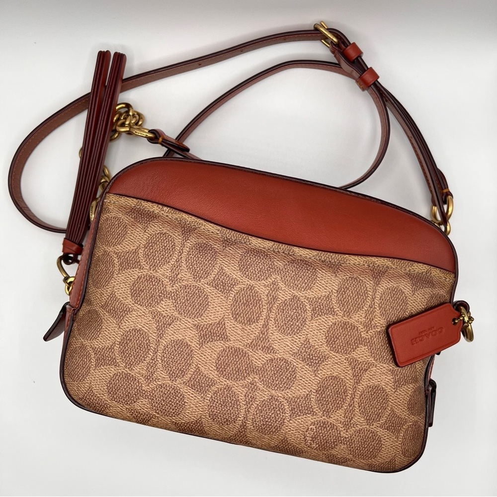 Coach Camera Bag In Signature Canvas